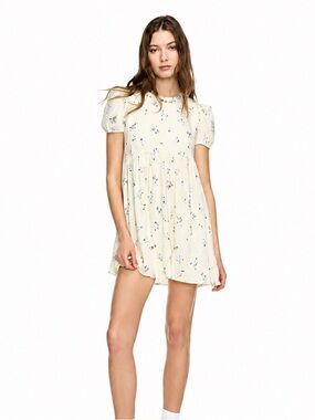 Sundeh Sunday Best Zane Pale Yellow Floral Puff-Sleeve Mini Dress Aritzia